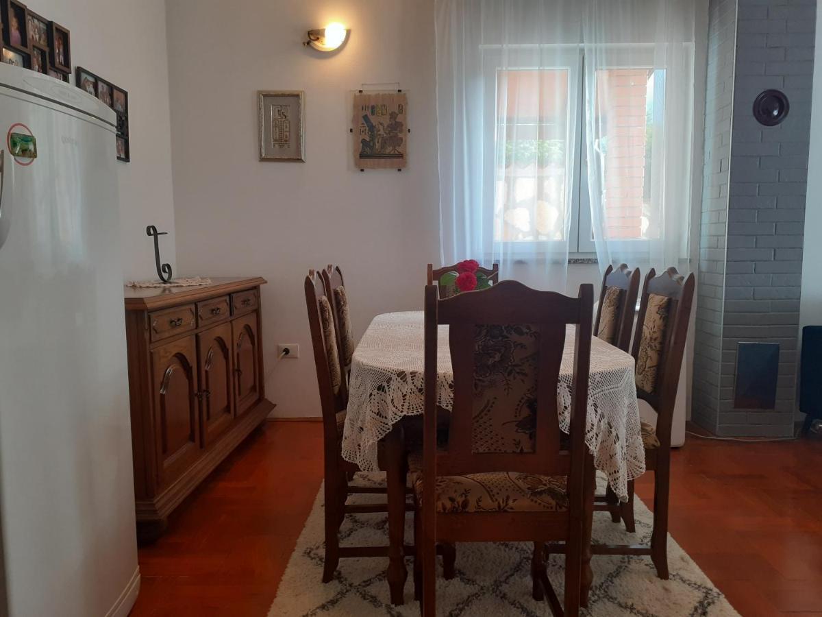 Apartament Sem Tar-Vabriga Zewnętrze zdjęcie