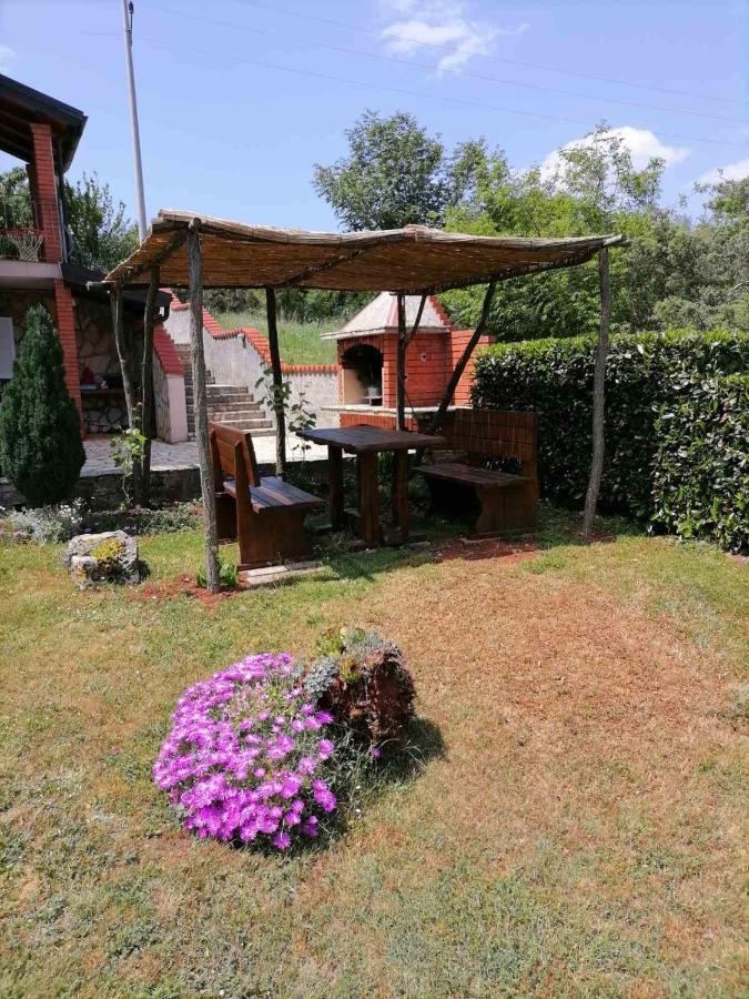 Apartament Sem Tar-Vabriga Zewnętrze zdjęcie
